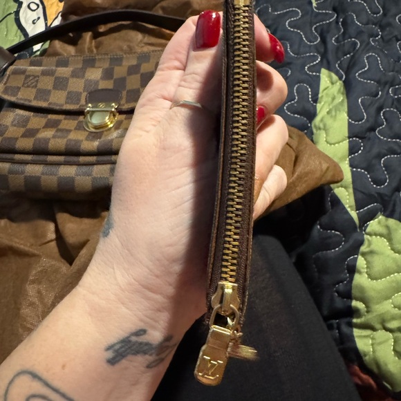 LV Monogram Key Pouch - Picture 2 of 3